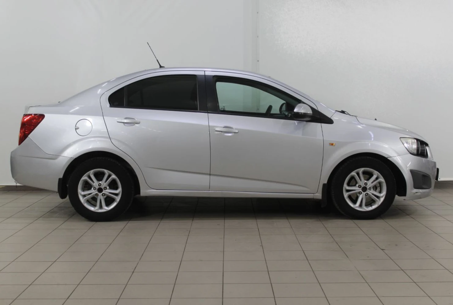 Chevrolet Aveo, 2012