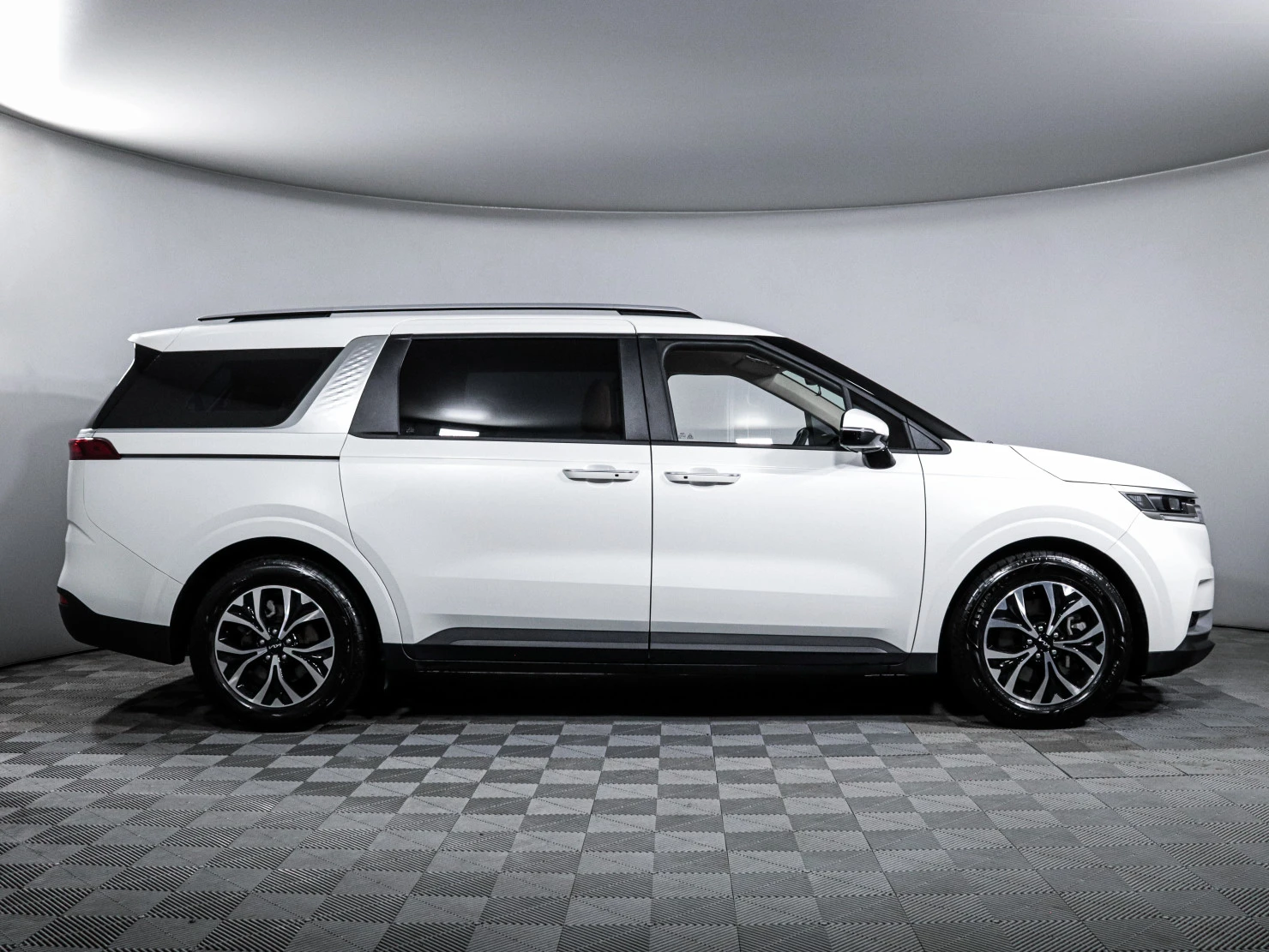 Kia Carnival, 2023