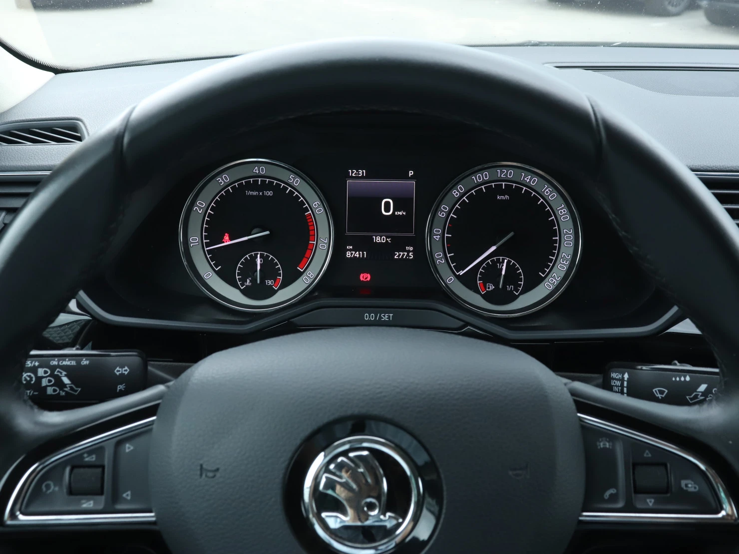 ŠKODA SUPERB, 2015