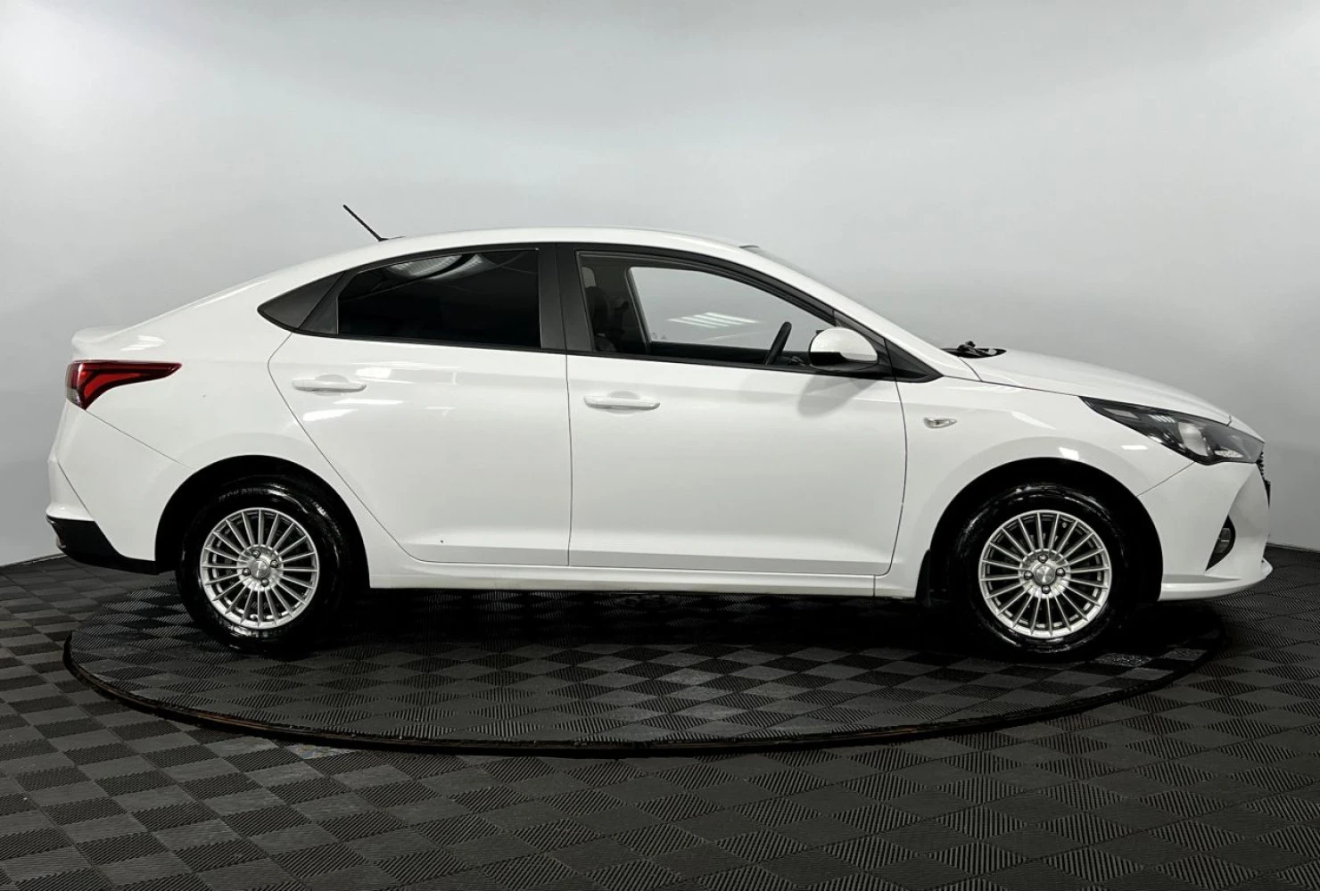Hyundai Solaris, 2021