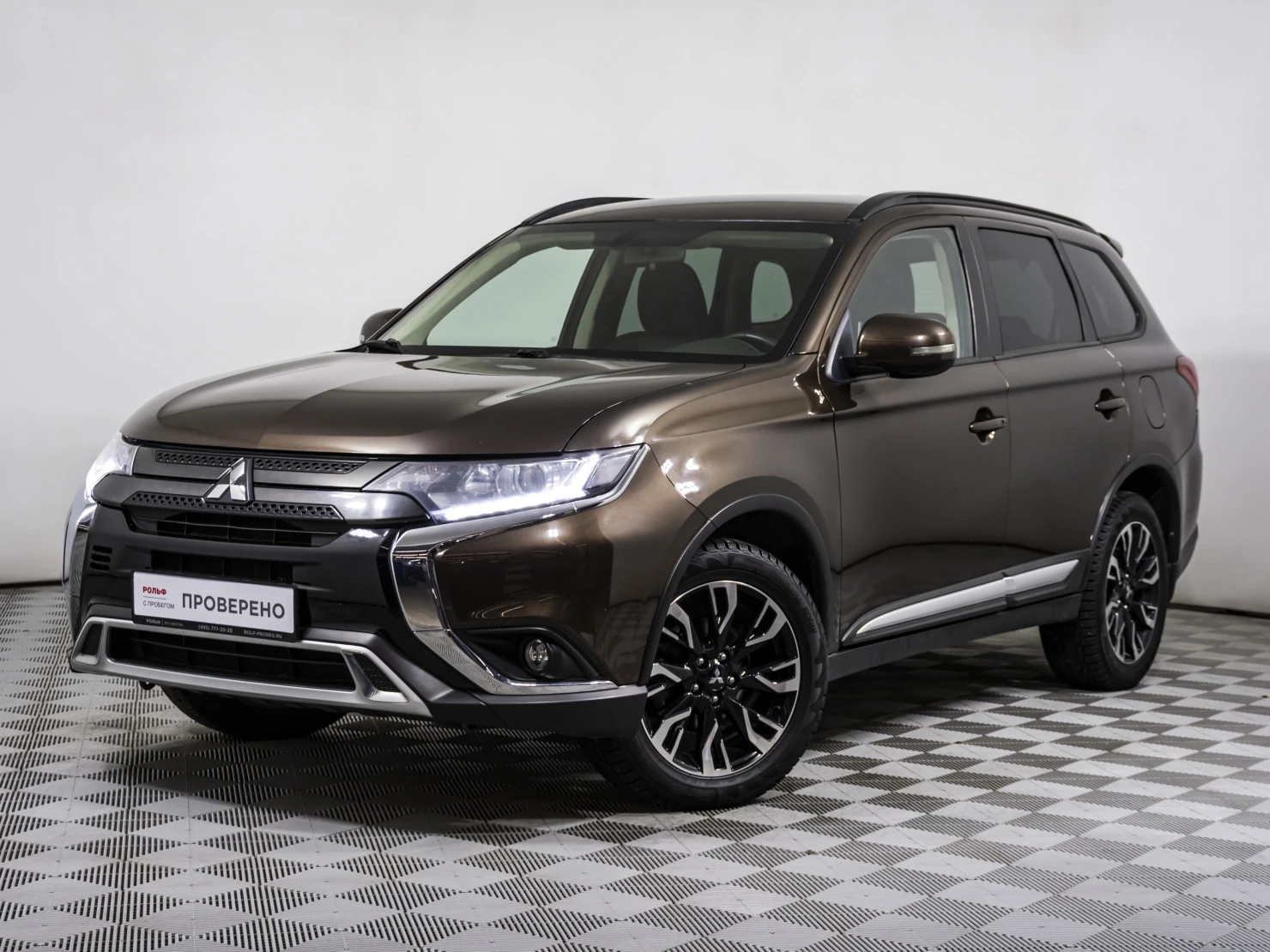 Mitsubishi OUTLANDER, 2021