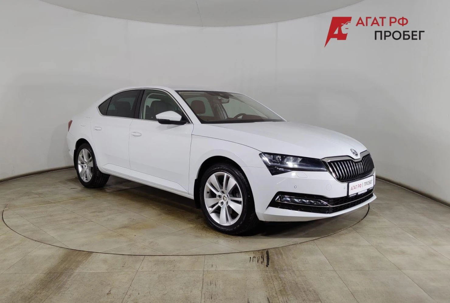 ŠKODA SUPERB, 2019