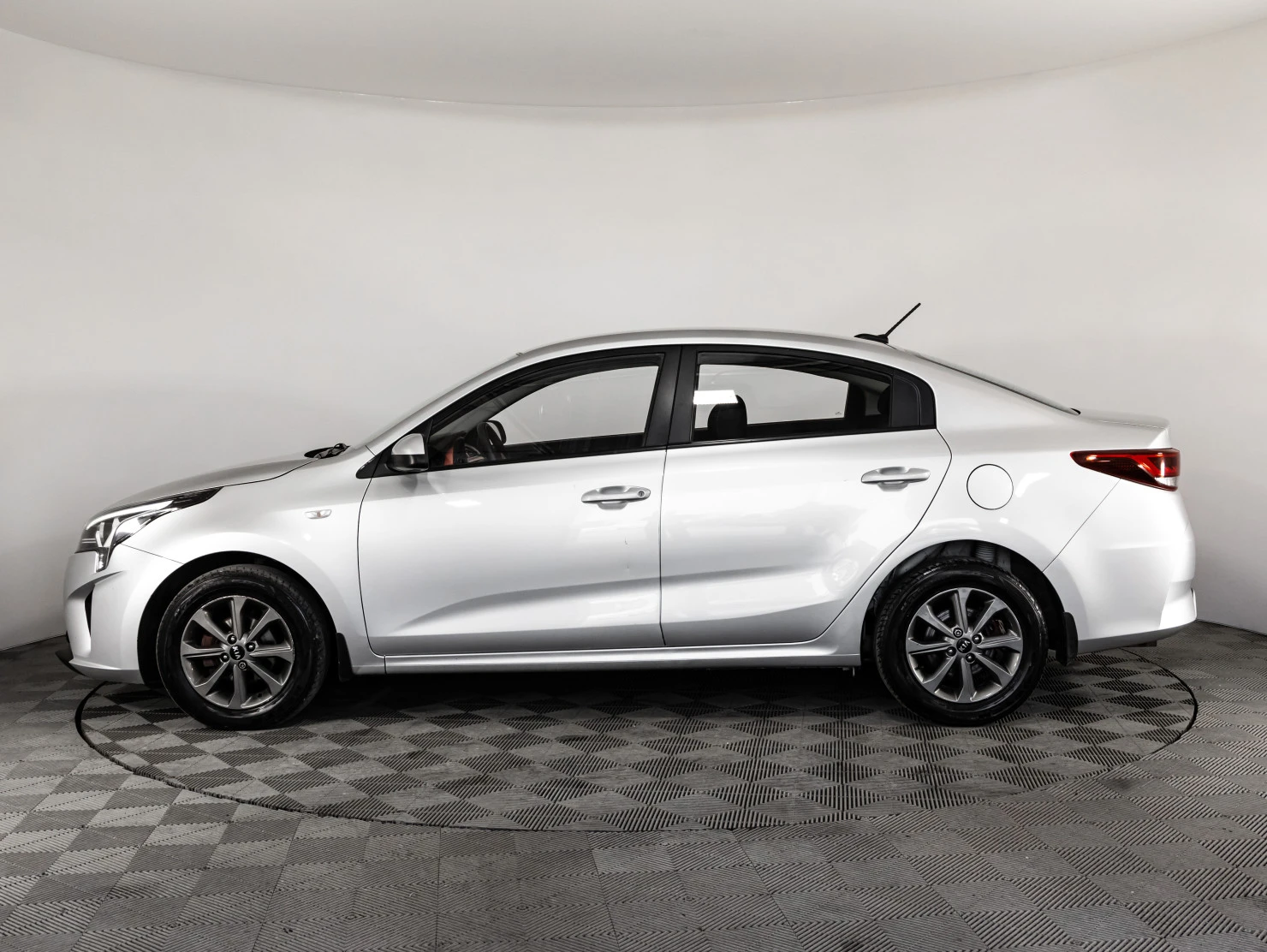 Kia Rio, 2021