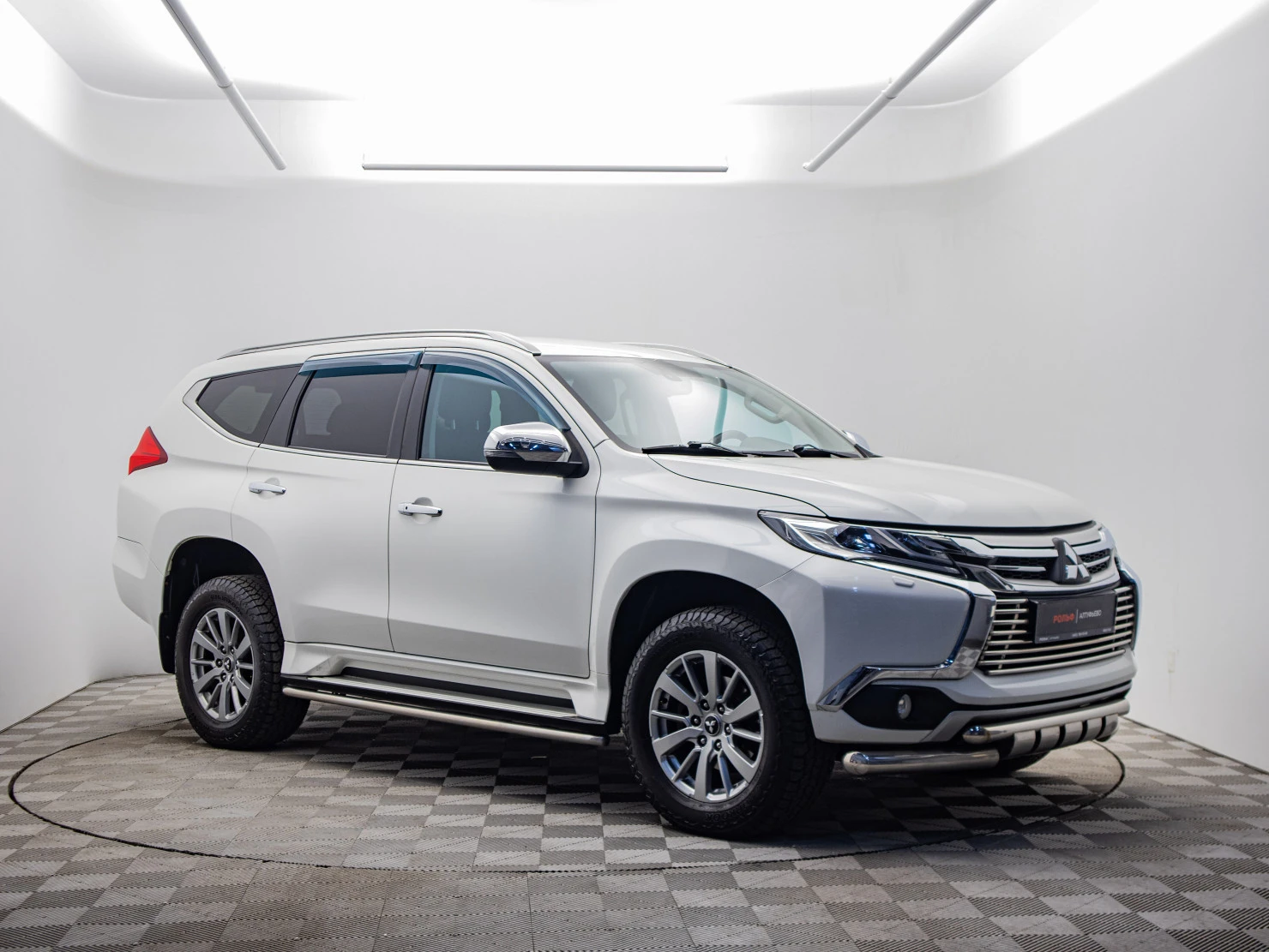 Mitsubishi PAJERO SPORT, 2016