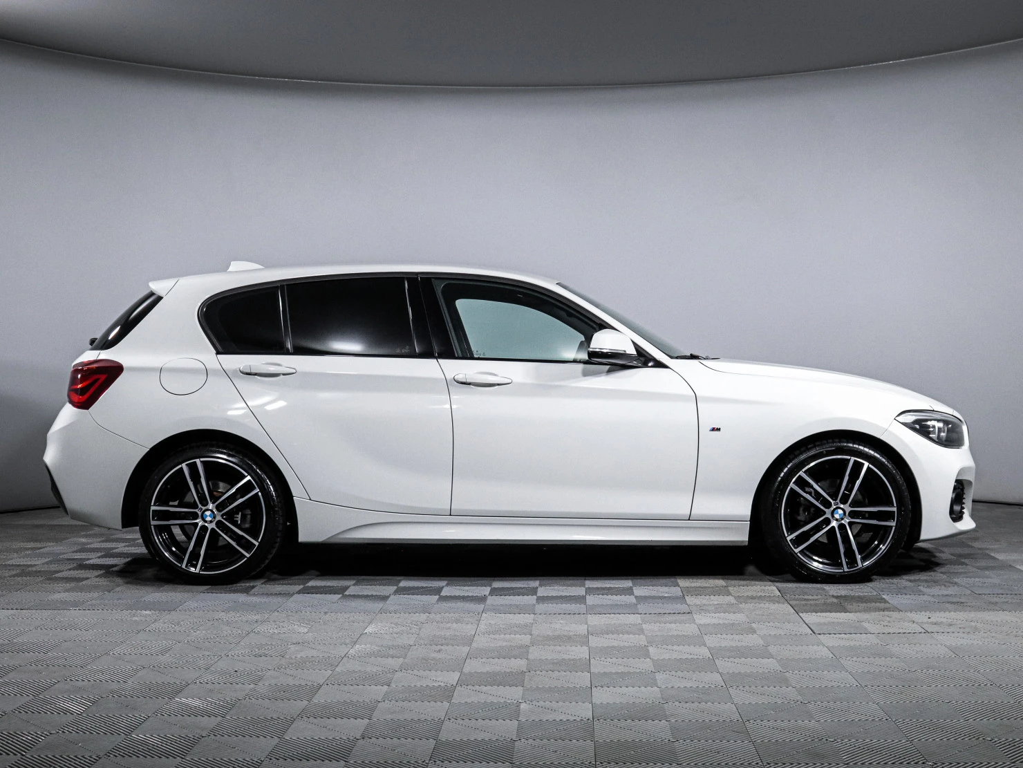 BMW 1 серии, 2019