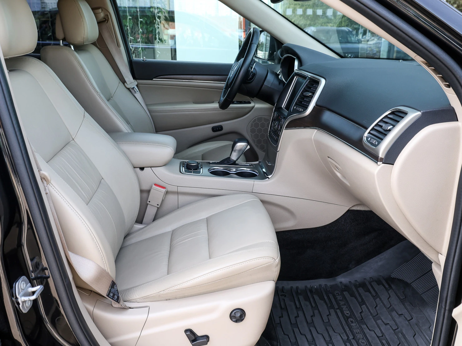 Jeep Grand Cherokee, 2016