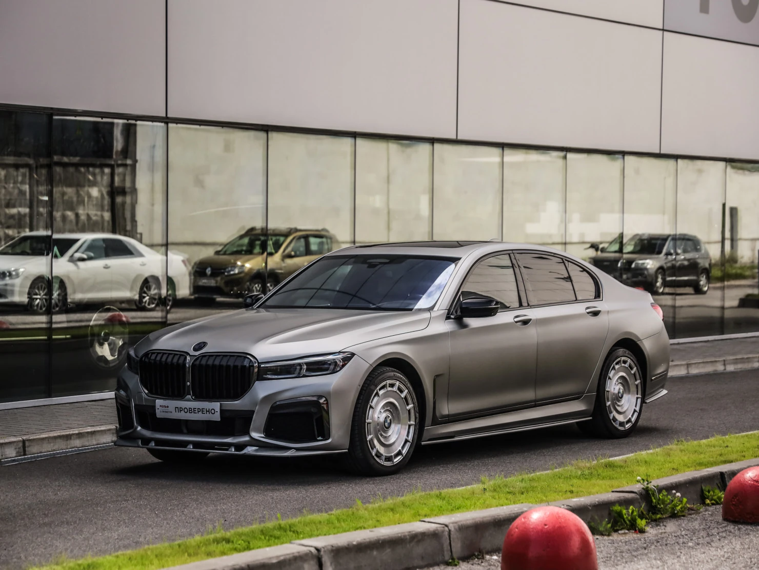 BMW 7 серии, 2020