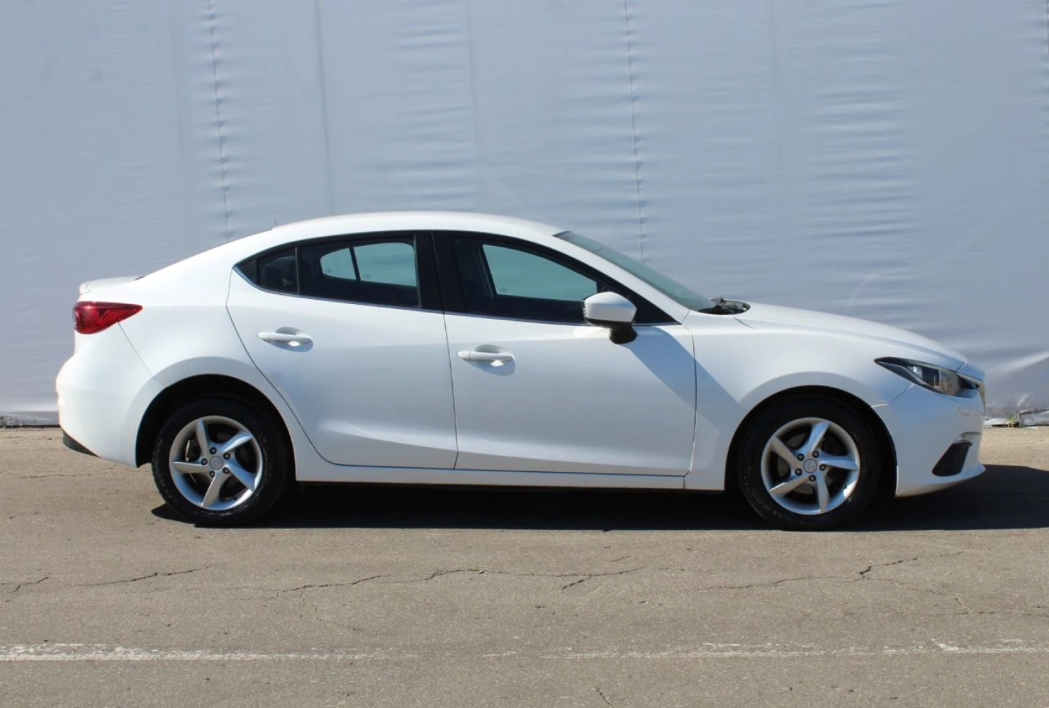 Mazda 3, 2015
