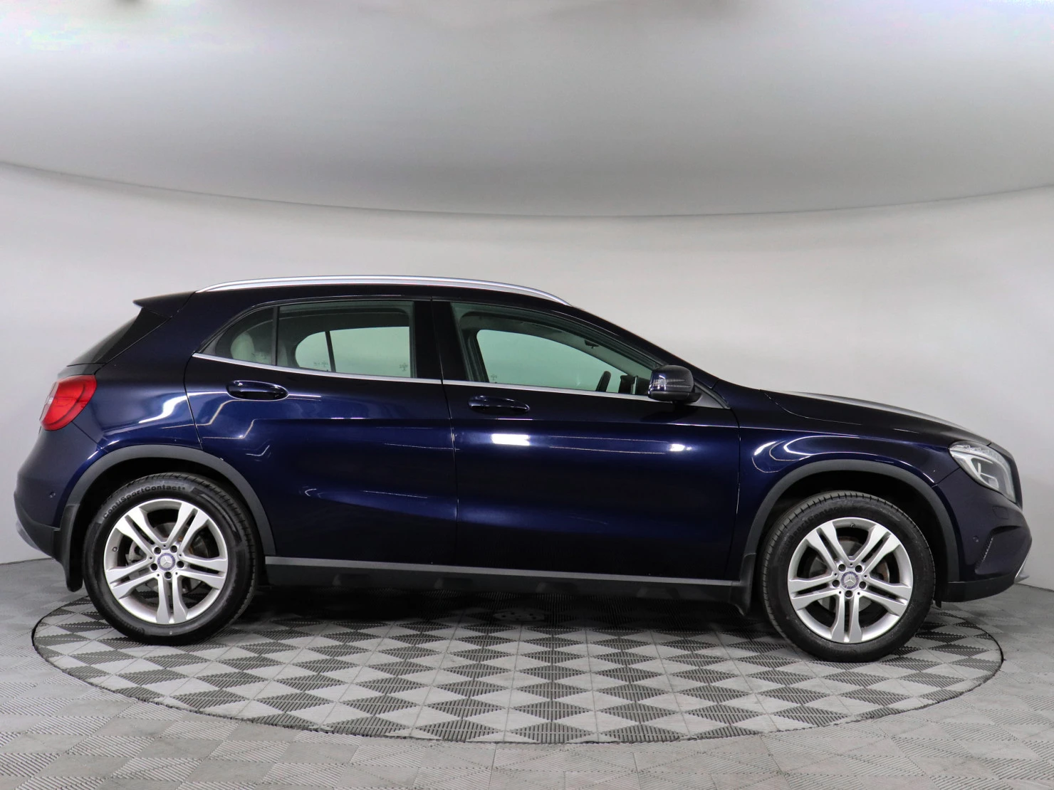 Mercedes-Benz GLA, 2016