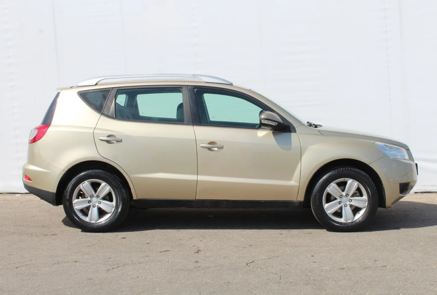 Geely Emgrand X7, 2015