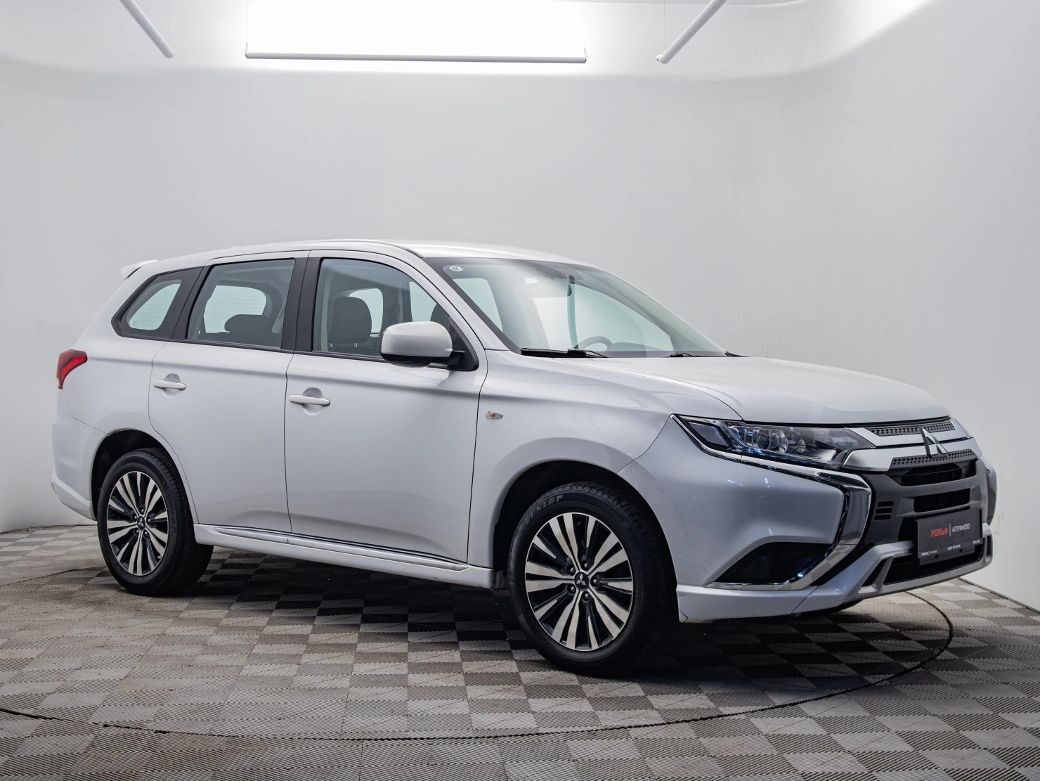 Mitsubishi OUTLANDER, 2022