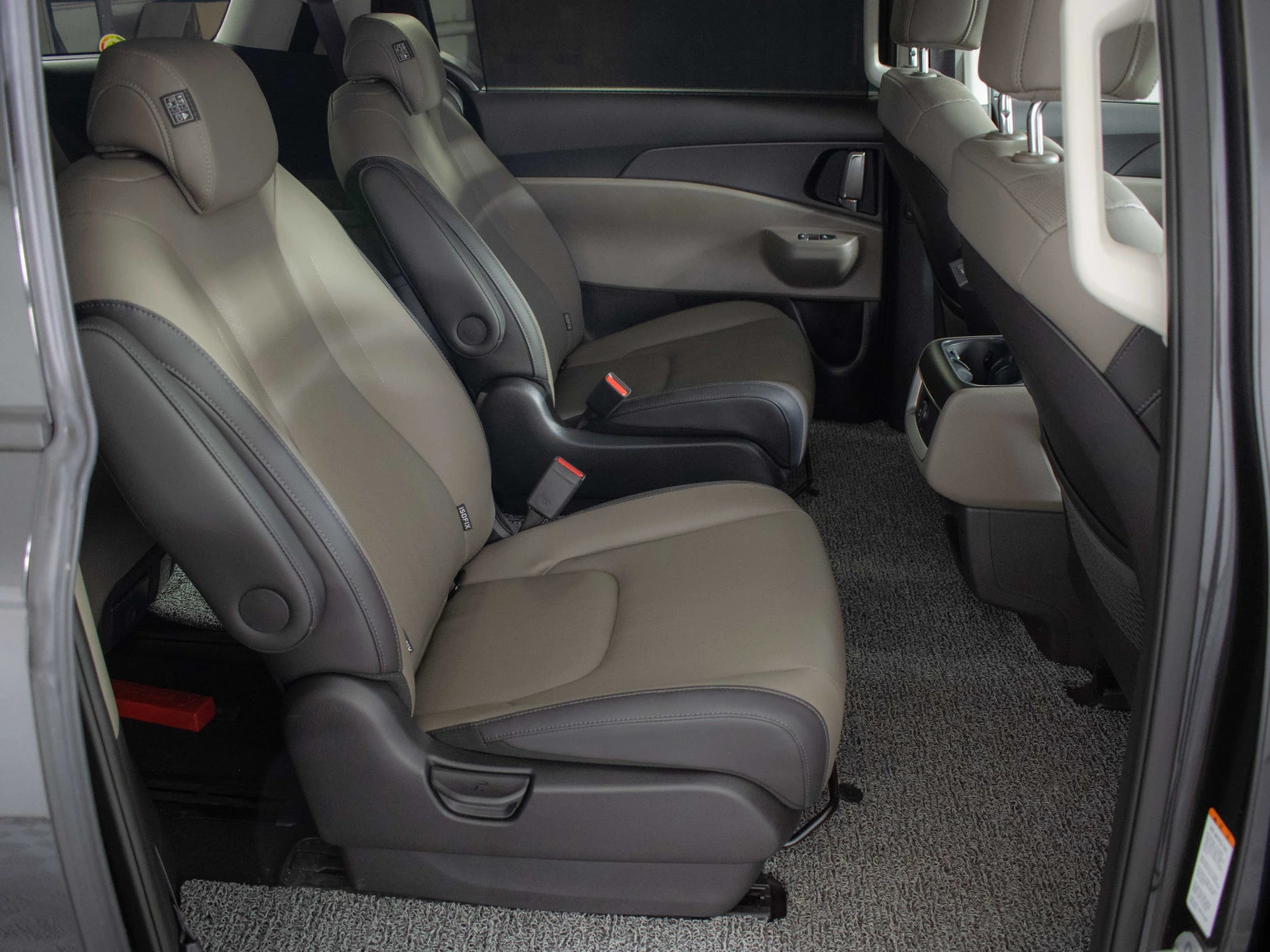 Kia Carnival, 2025