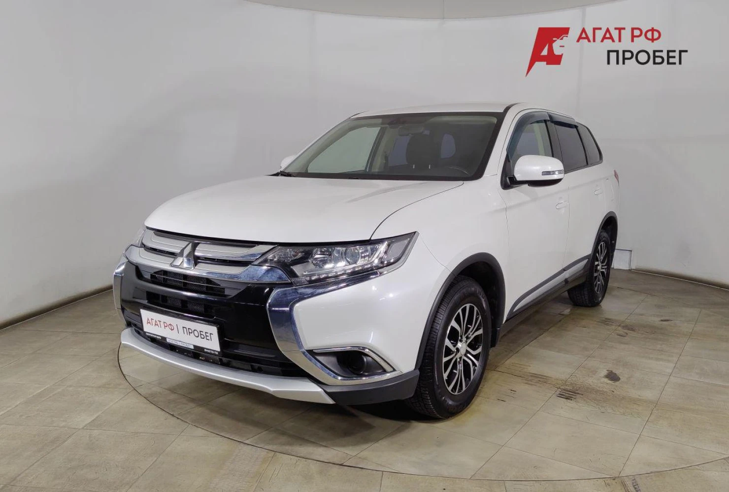 Mitsubishi OUTLANDER, 2017