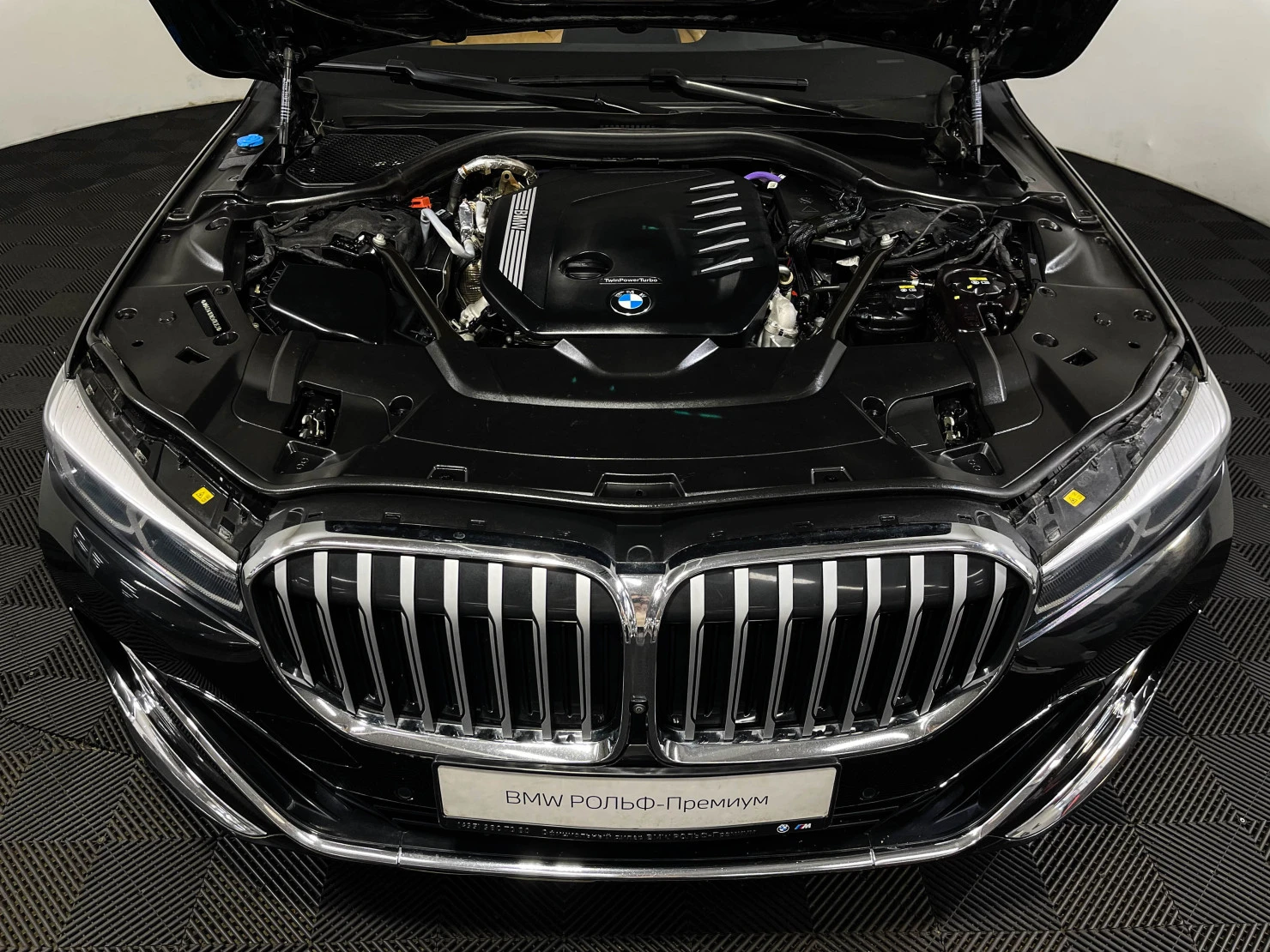 BMW 7 серии, 2021