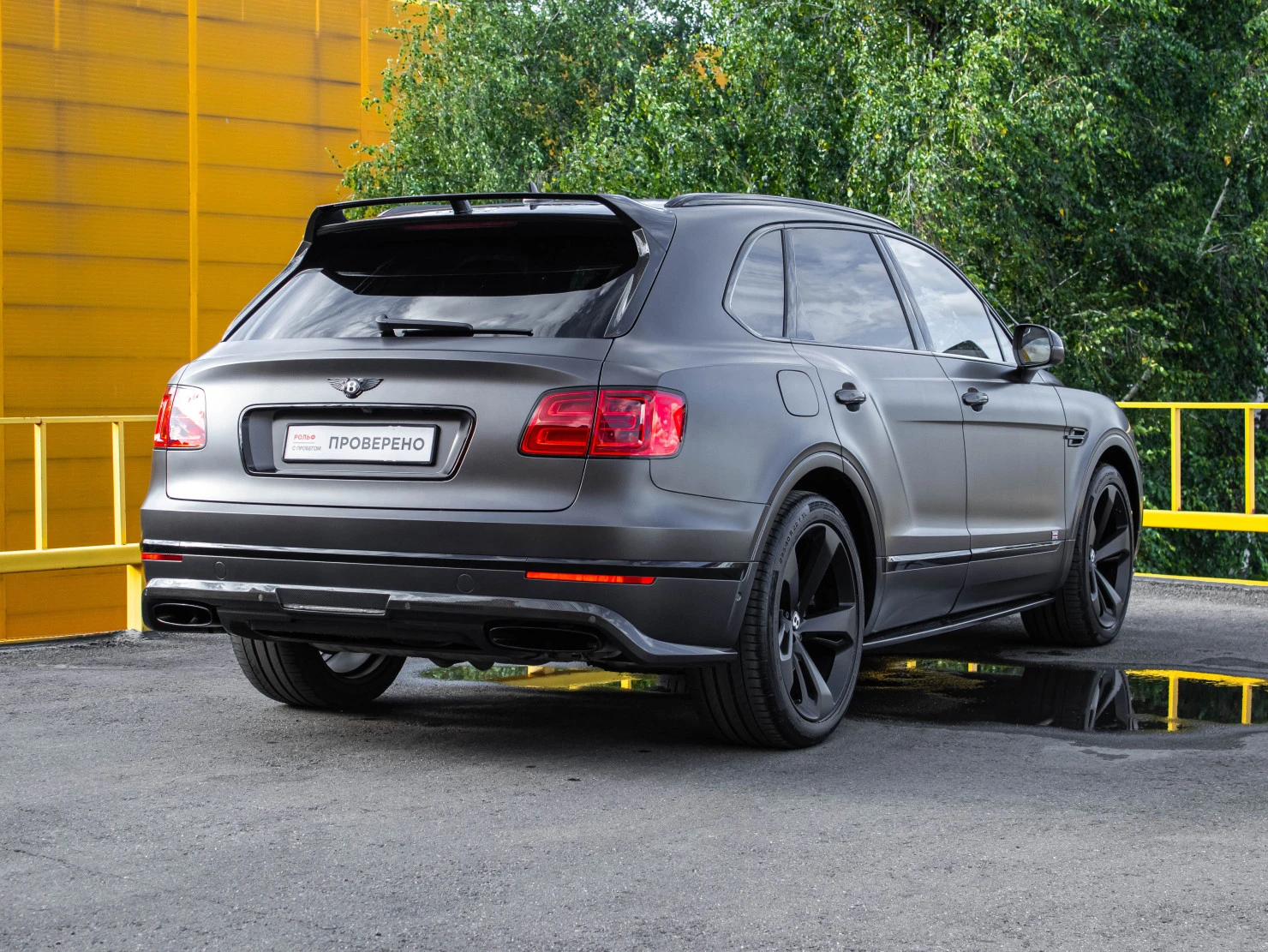 Bentley Bentayga, 2016