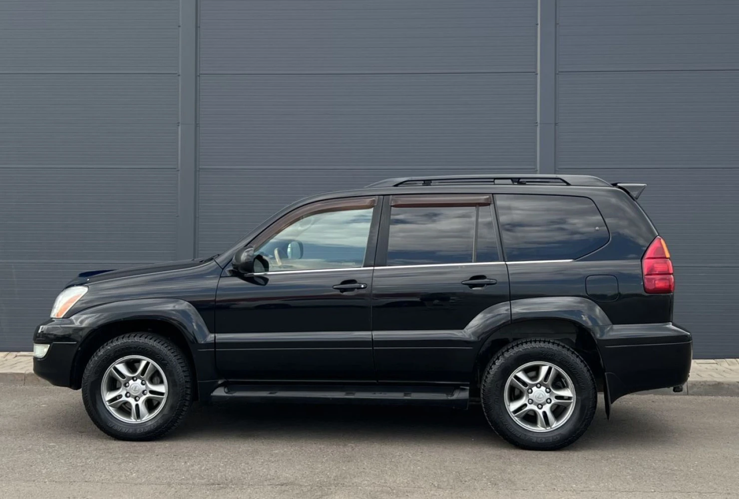 Lexus GX, 2005