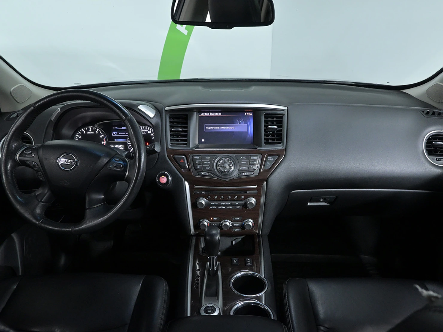 Nissan Pathfinder, 2016