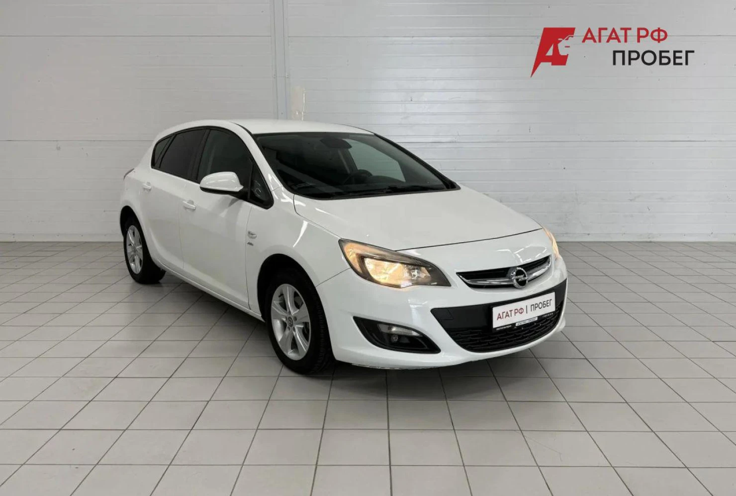 Opel Astra, 2013