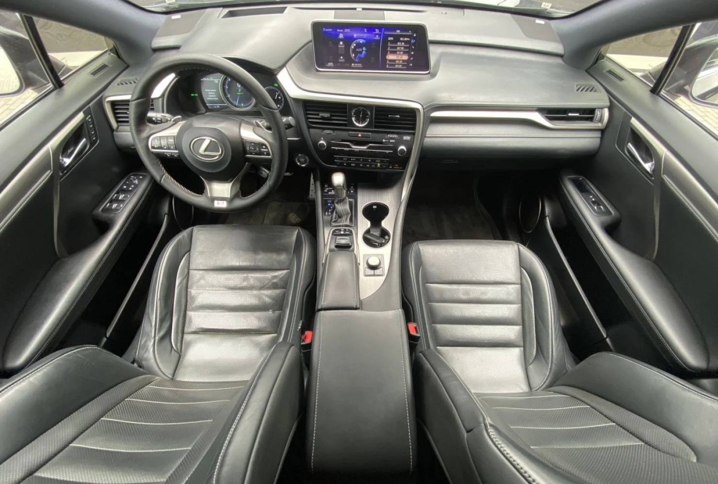 Lexus RX, 2016
