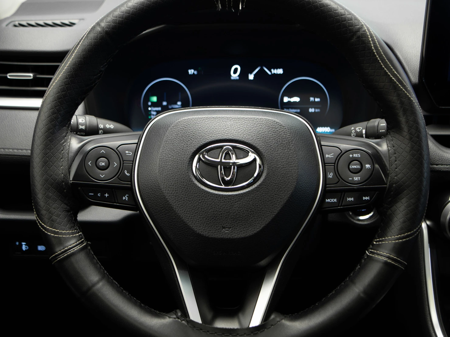 Toyota RAV4, 2023