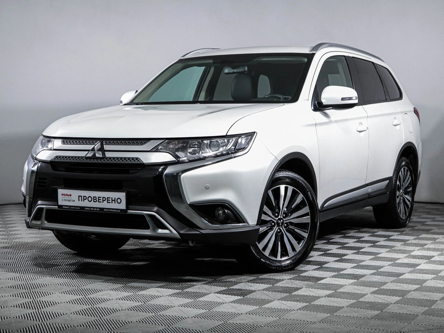Mitsubishi OUTLANDER, 2020