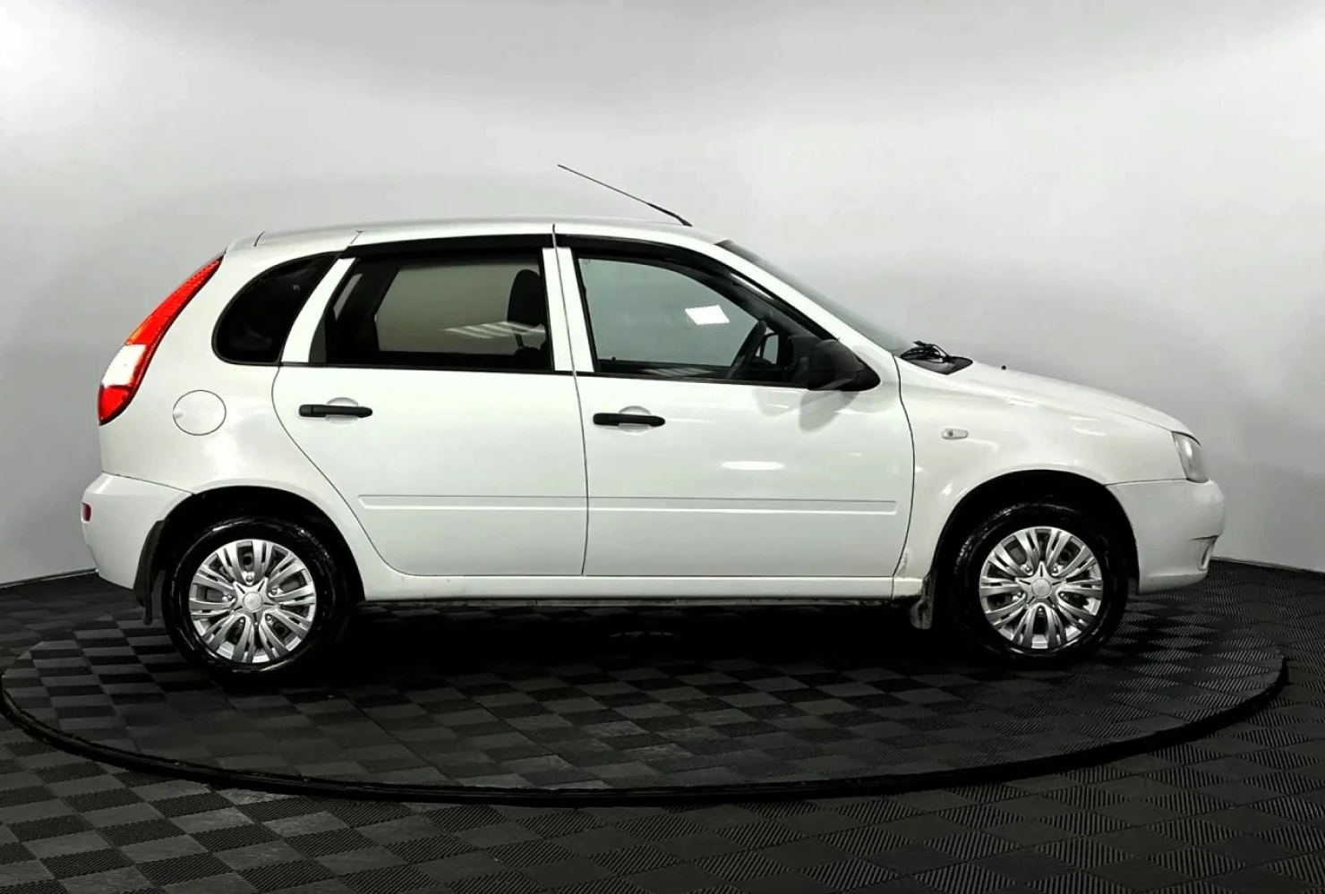 LADA (ВАЗ) Kalina, 2013