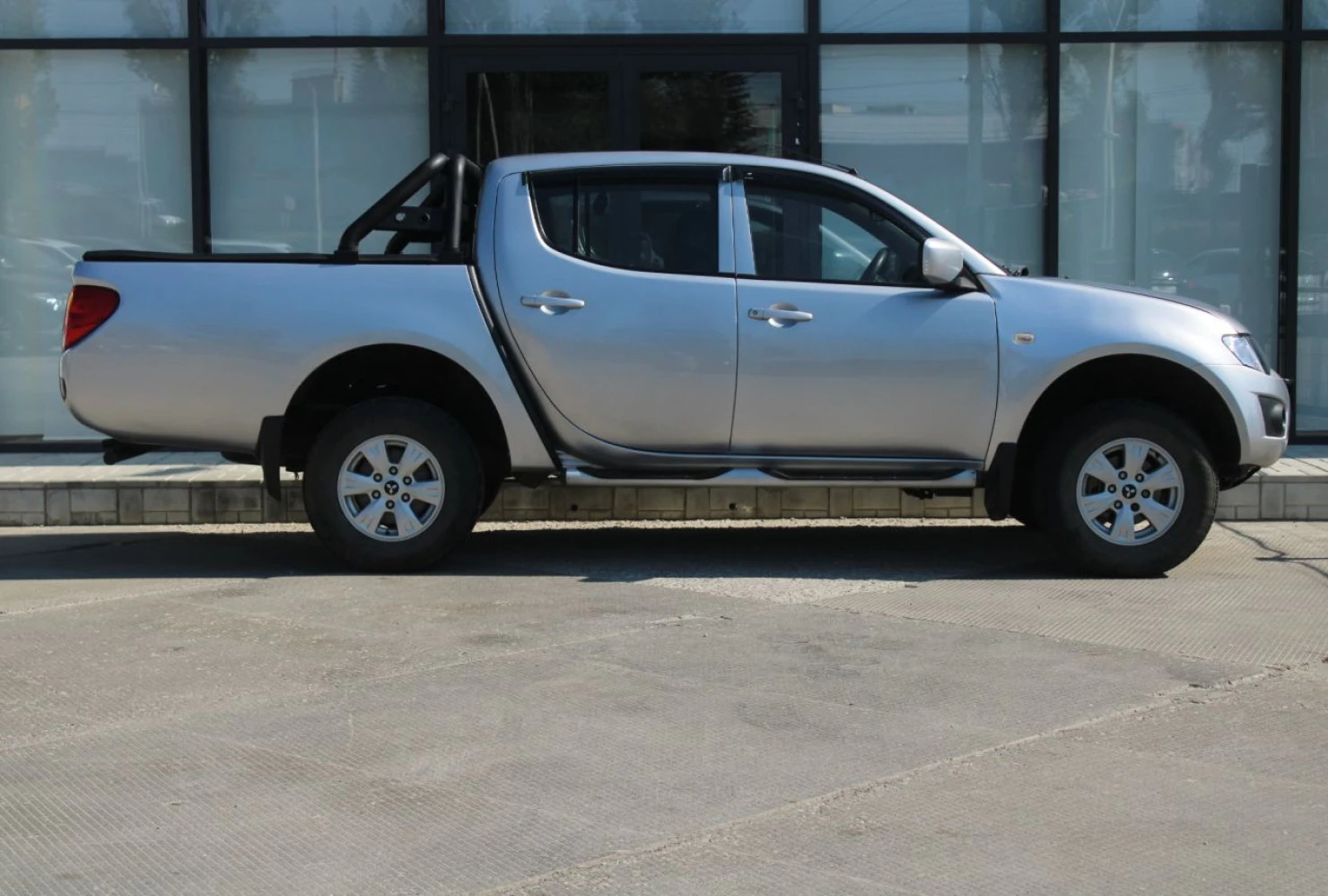 Mitsubishi L200, 2013