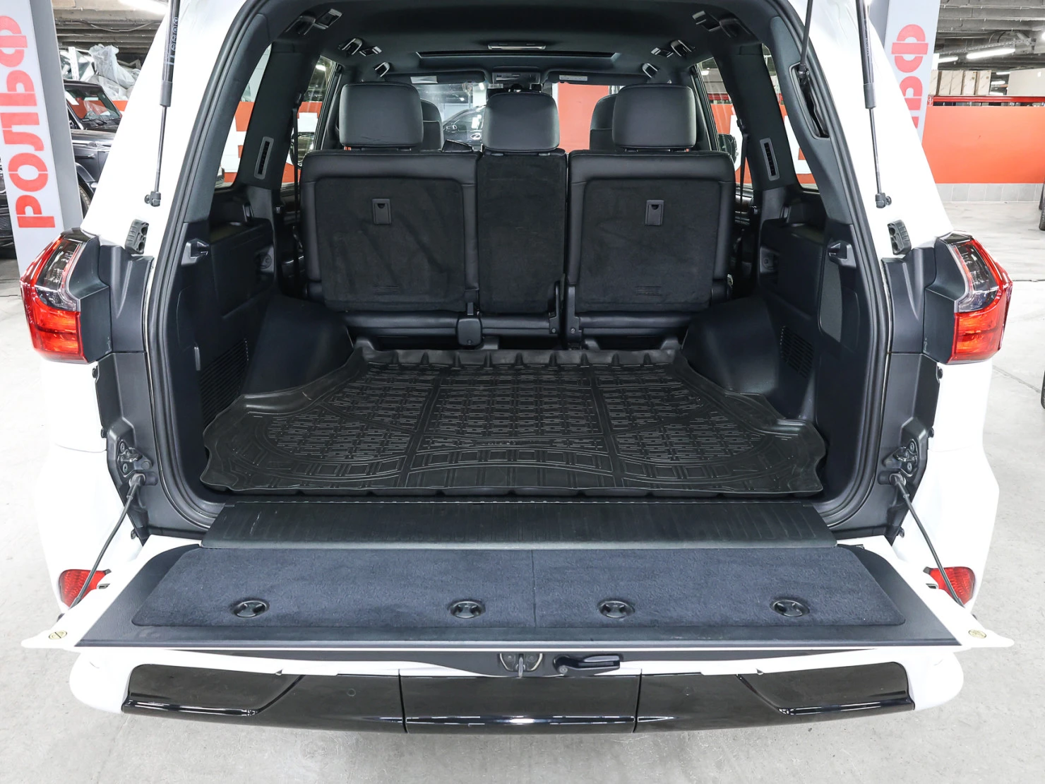 Lexus LX, 2018