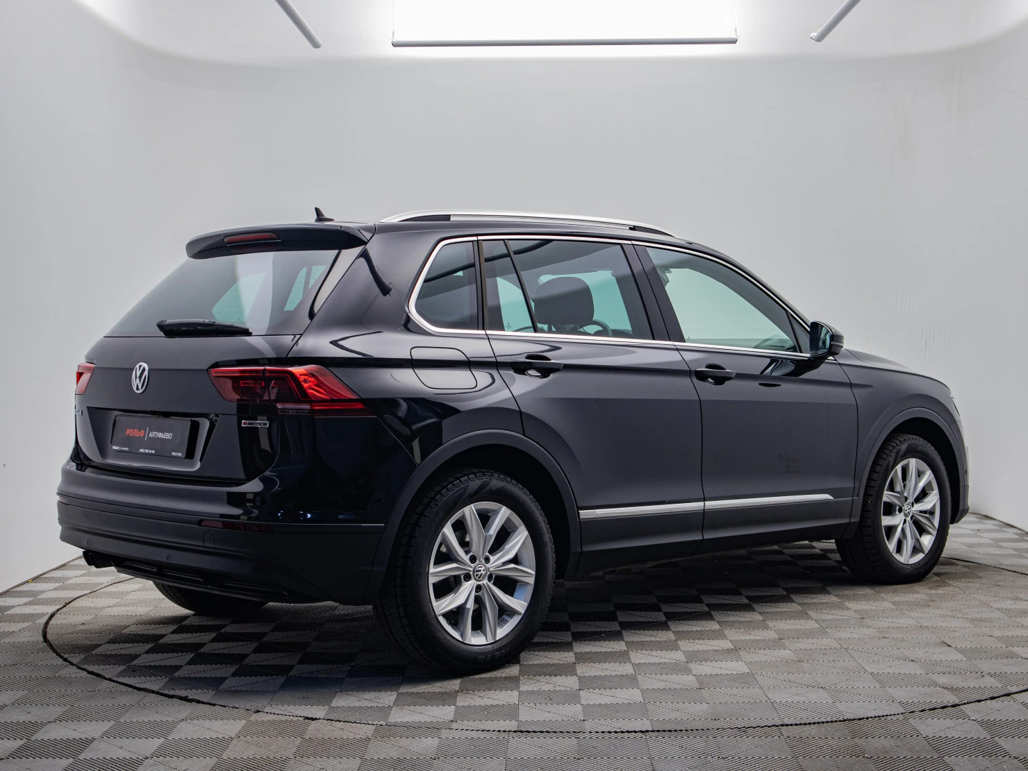 Volkswagen Tiguan, 2020