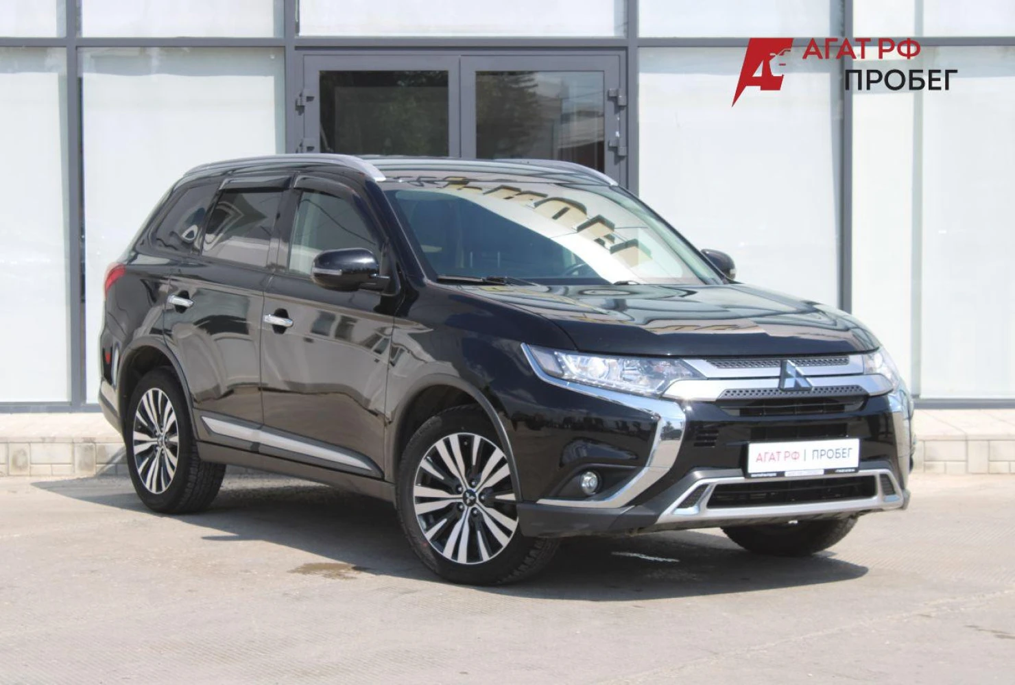 Mitsubishi OUTLANDER, 2019