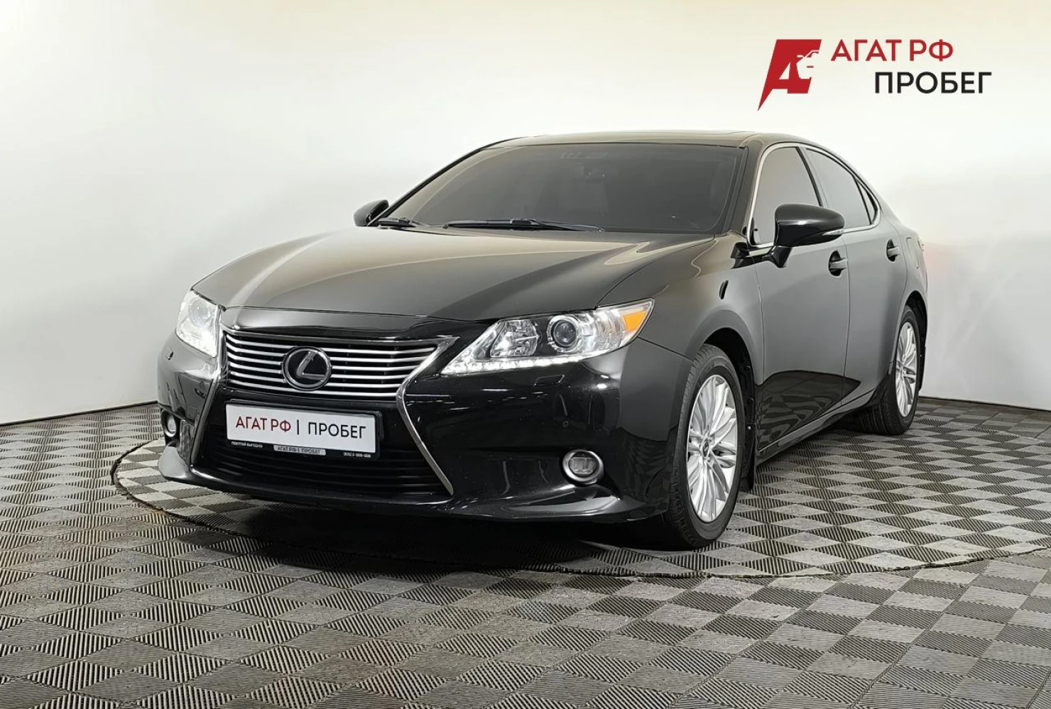 Lexus ES, 2014