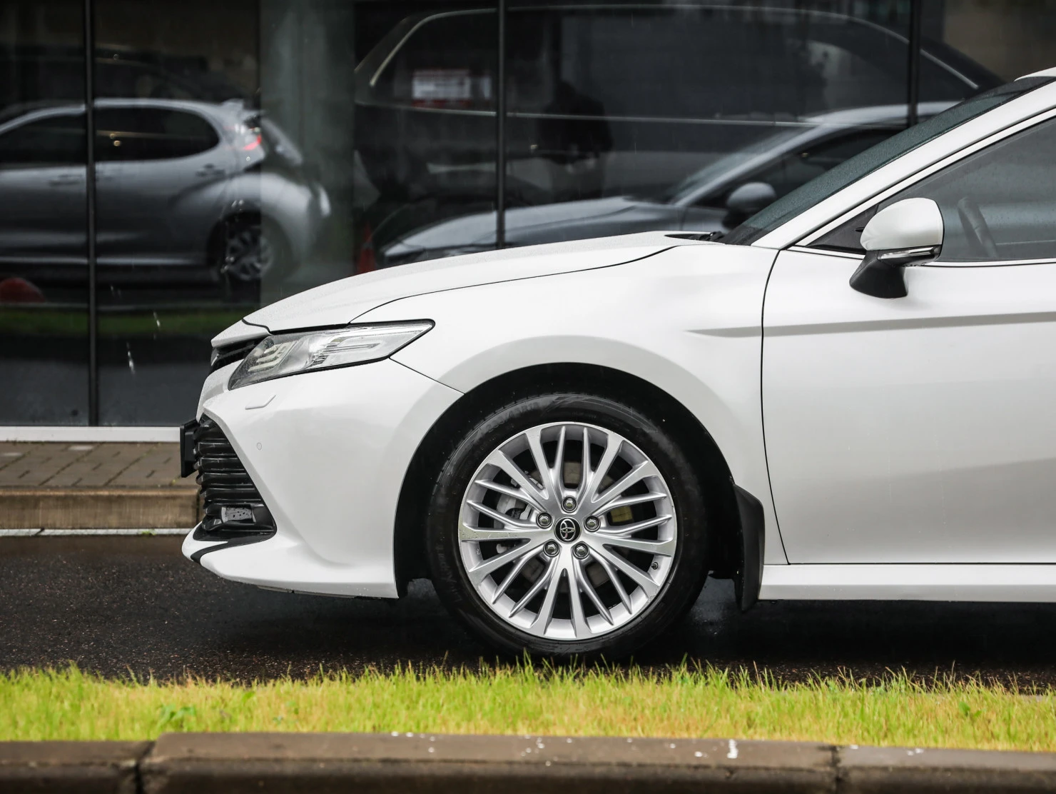 Toyota Camry, 2019