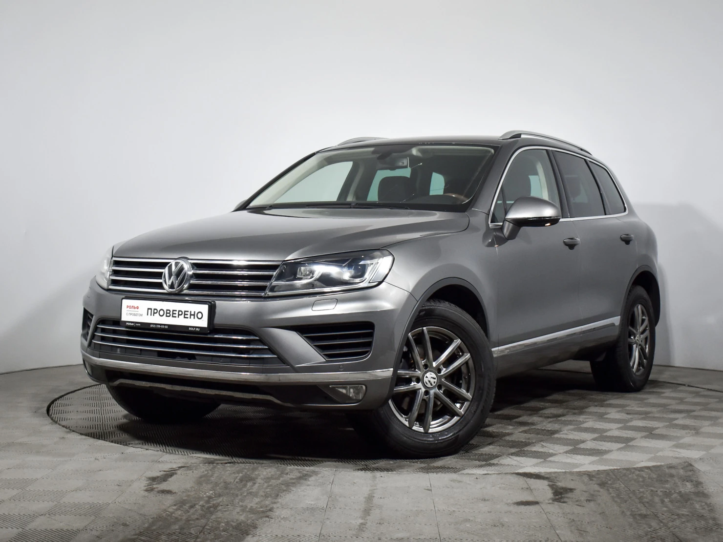 Volkswagen Touareg, 2015