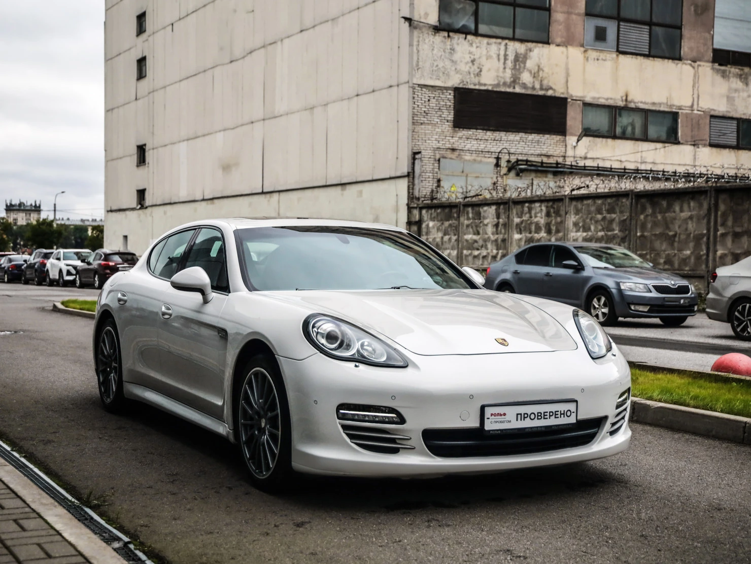 Porsche Panamera, 2011