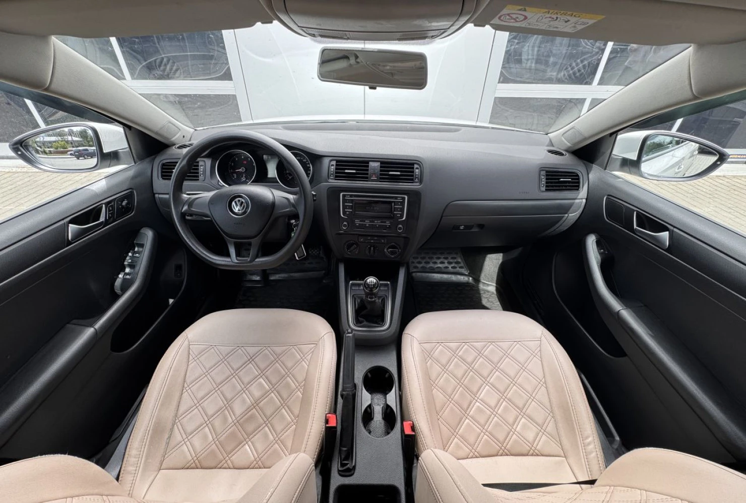 Volkswagen Jetta, 2015