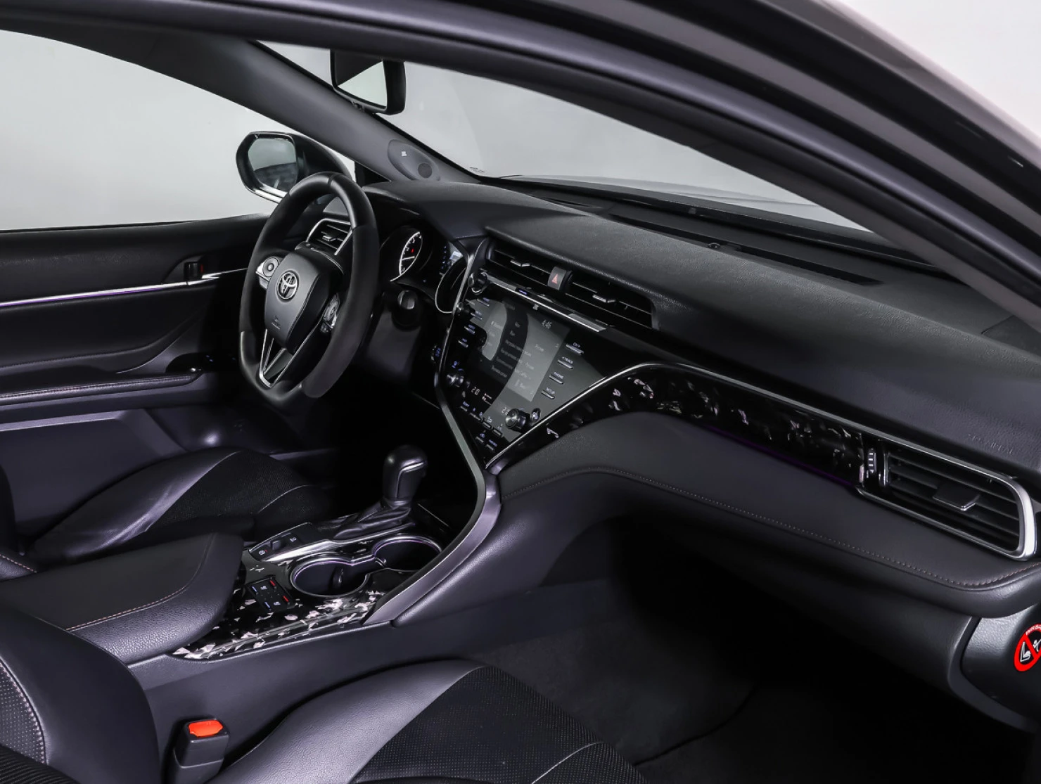 Toyota Camry, 2019