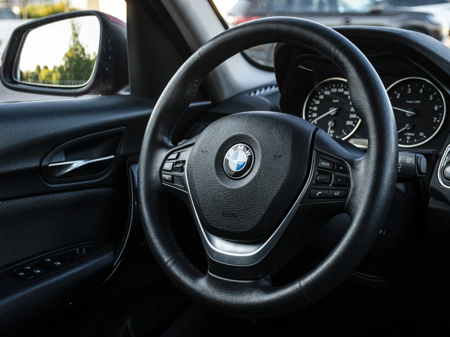 BMW 1 серии, 2016