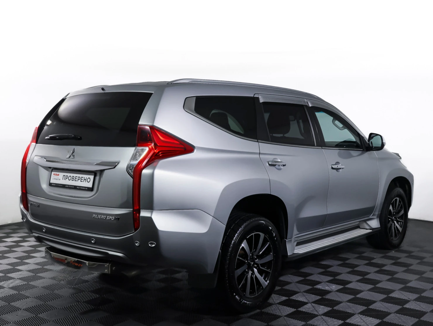 Mitsubishi PAJERO SPORT, 2017
