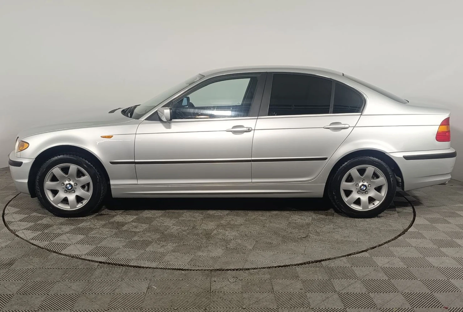 BMW 3 серии, 2004