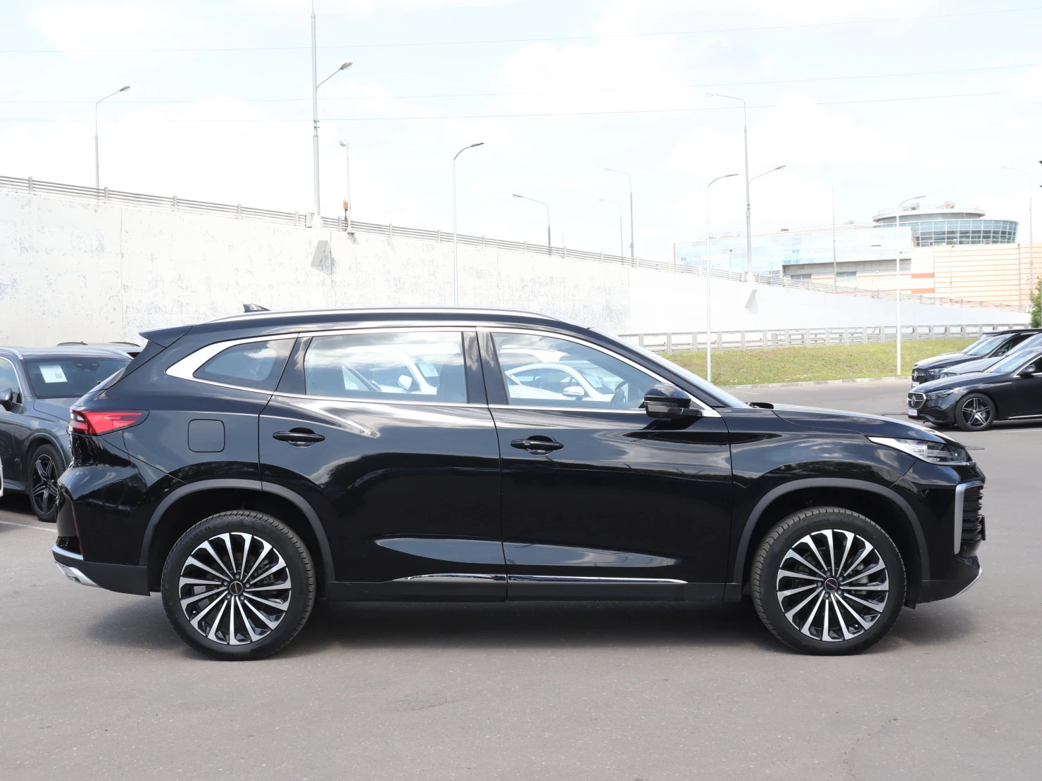 EXEED TXL, 2024