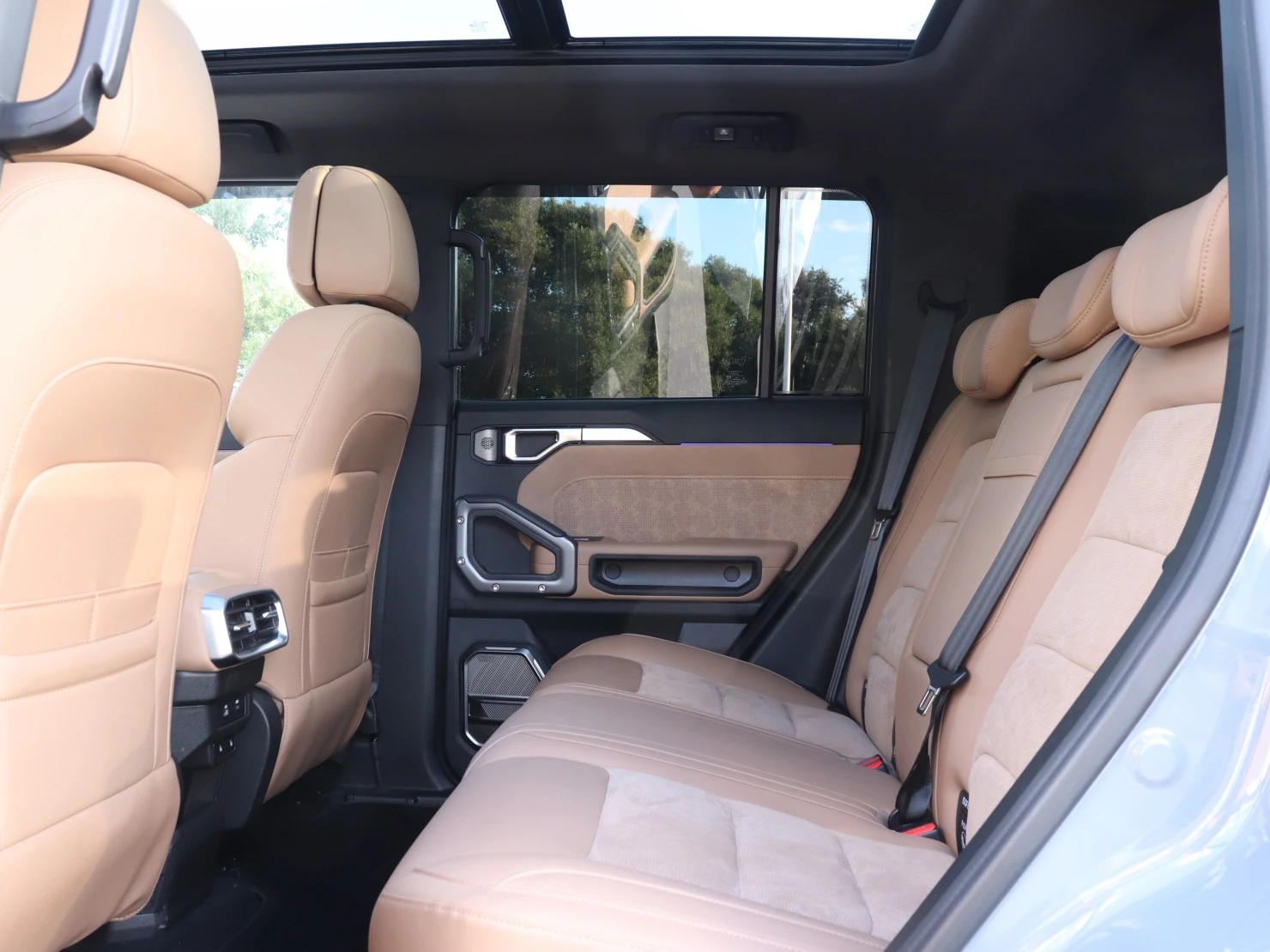 Jetour T2, 2024