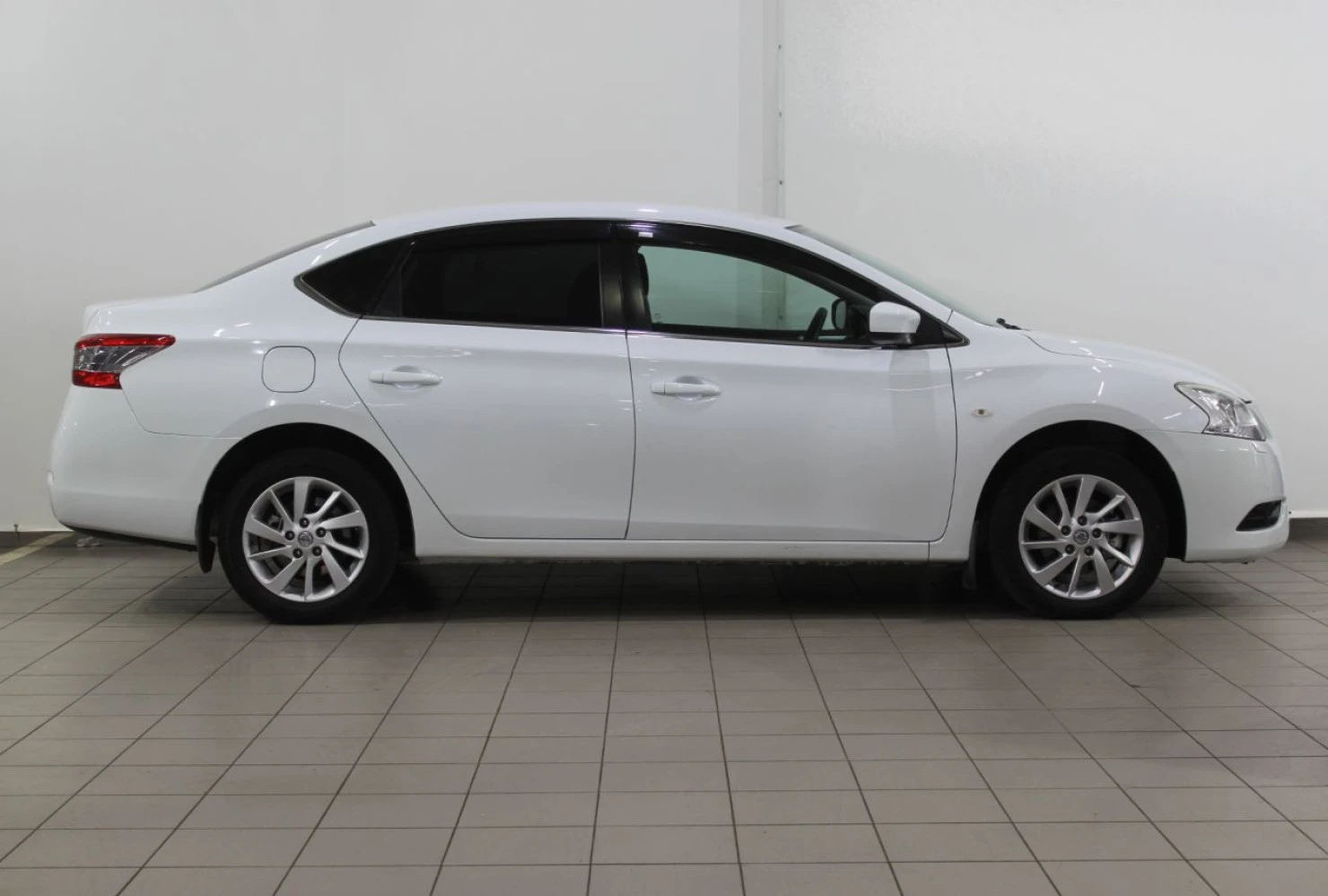 Nissan Sentra, 2014
