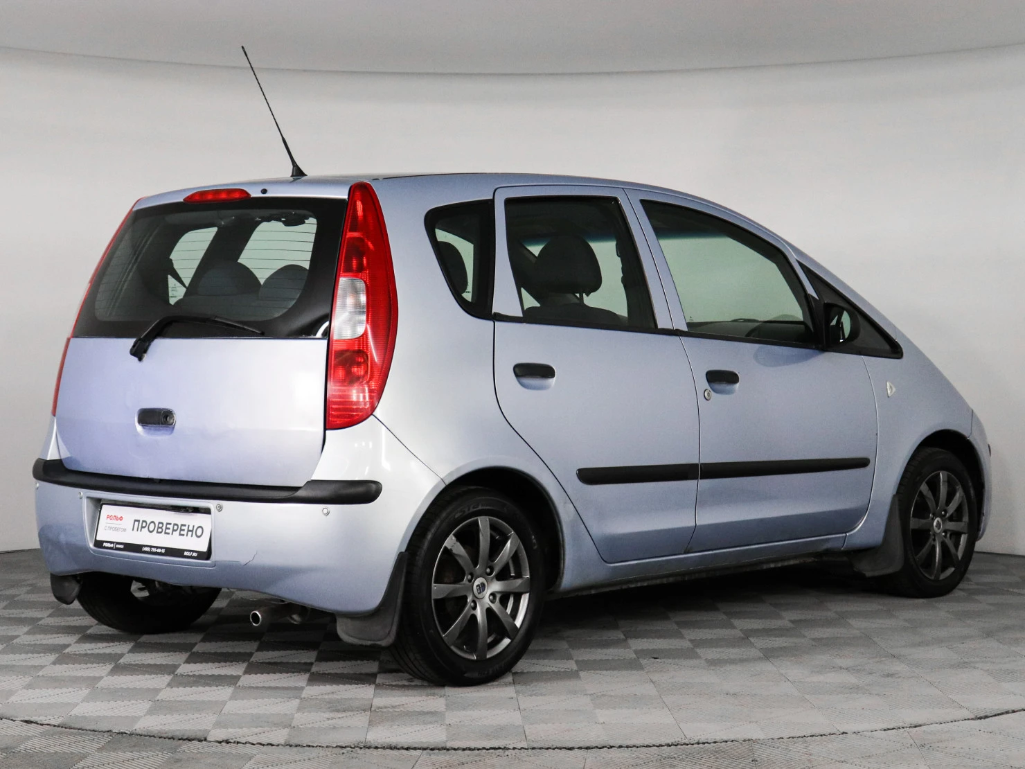 Mitsubishi Colt, 2005