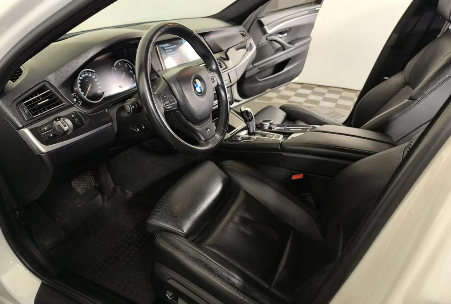 BMW 5 серии, 2013