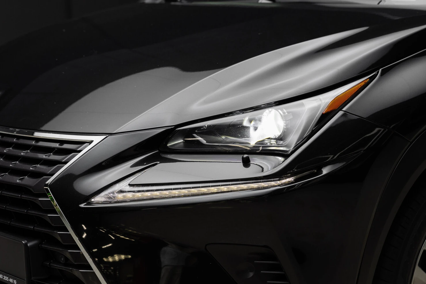 Lexus NX, 2021