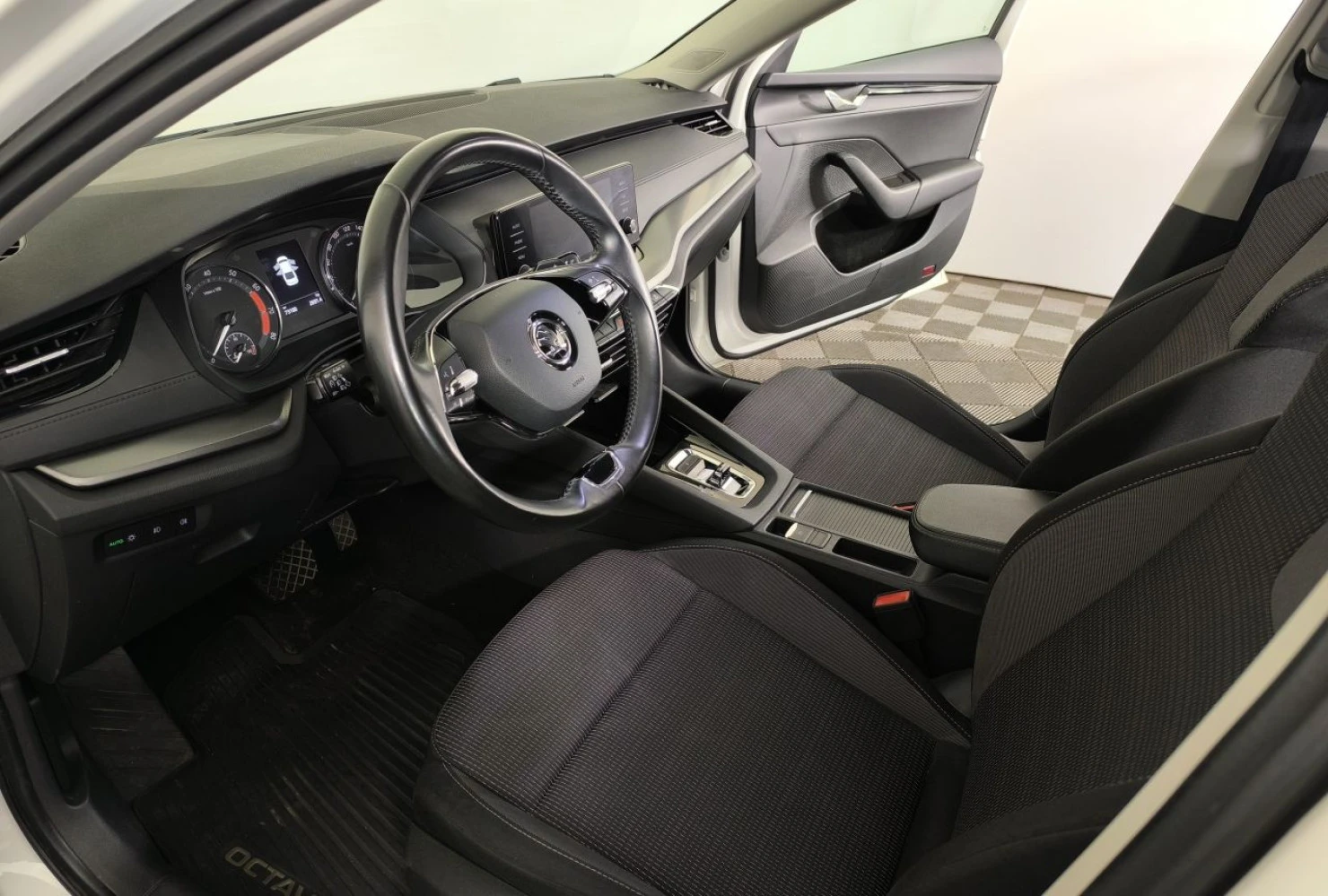 ŠKODA OCTAVIA, 2020