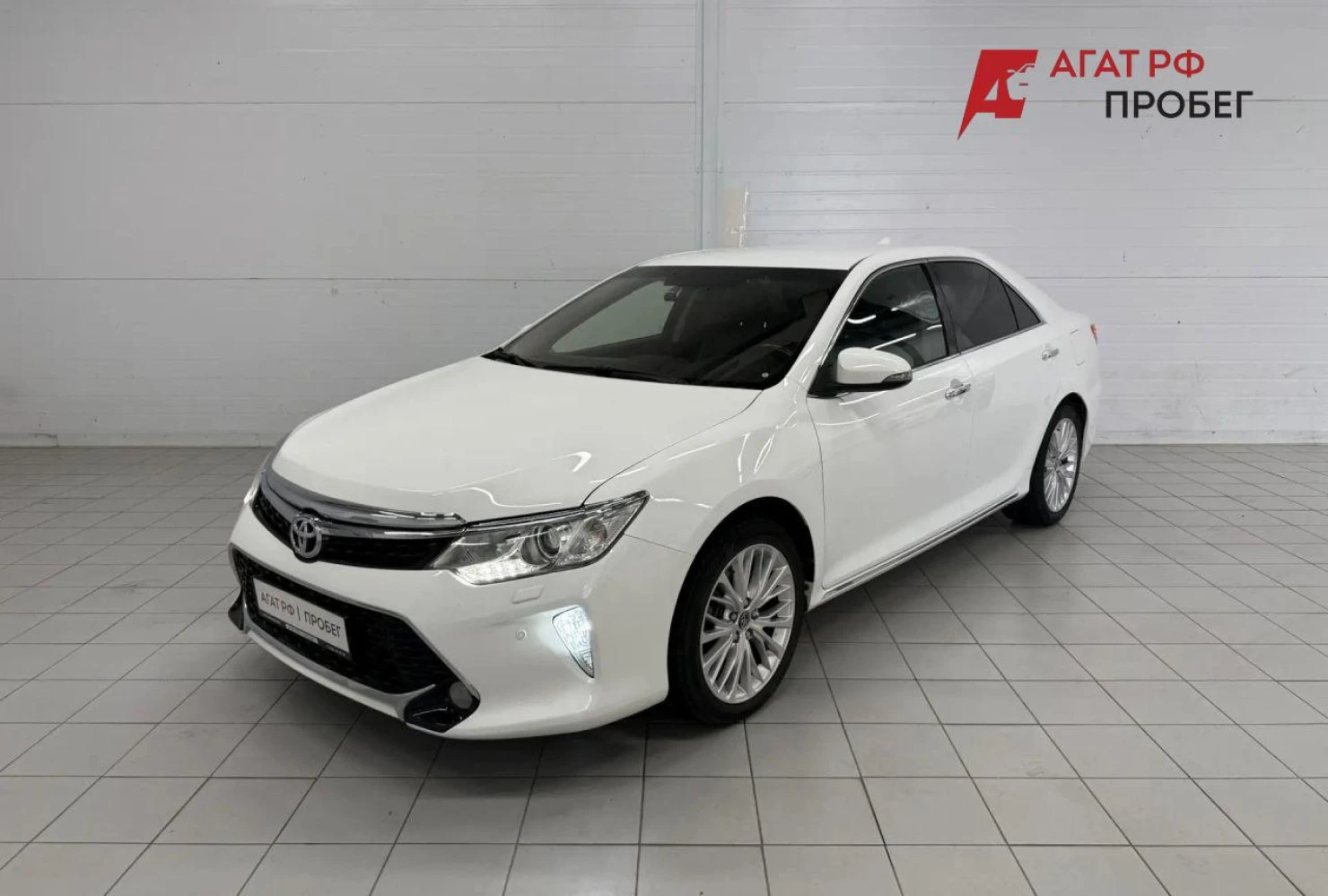 Toyota Camry, 2014