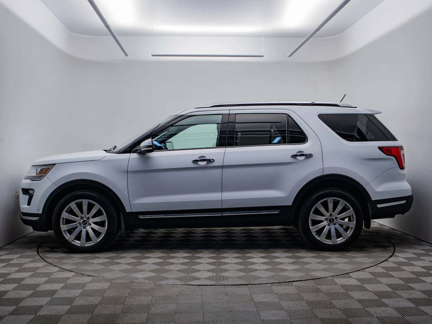 Ford Explorer, 2018