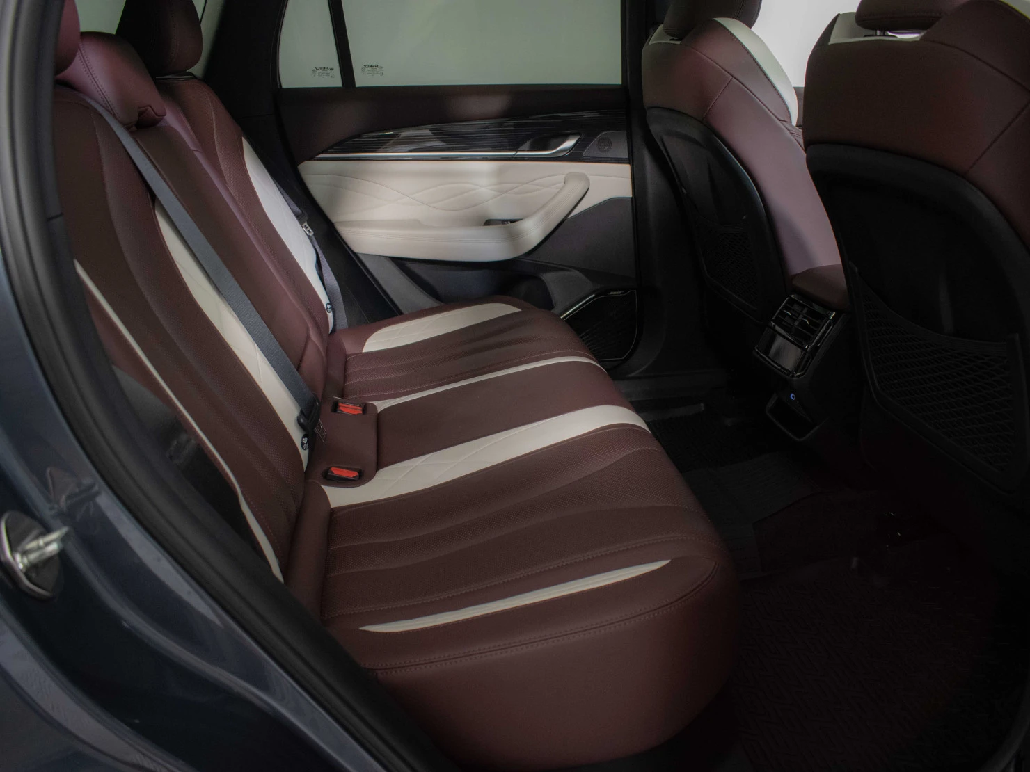 Geely Monjaro, 2022