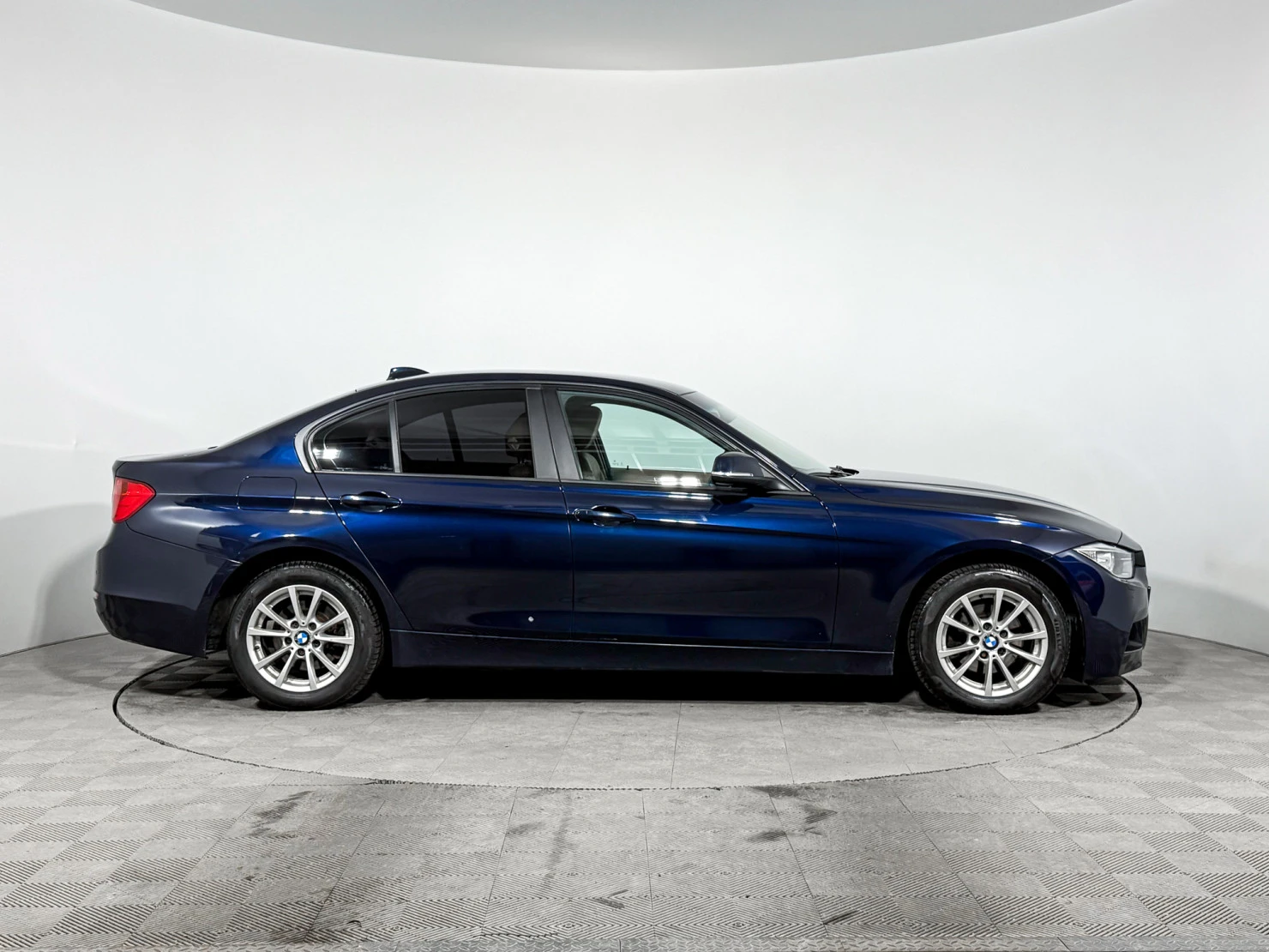 BMW 3 серии, 2015